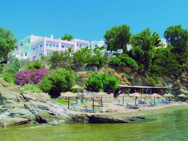 Aneroussa Beach Hotel Batsi  Exterior photo